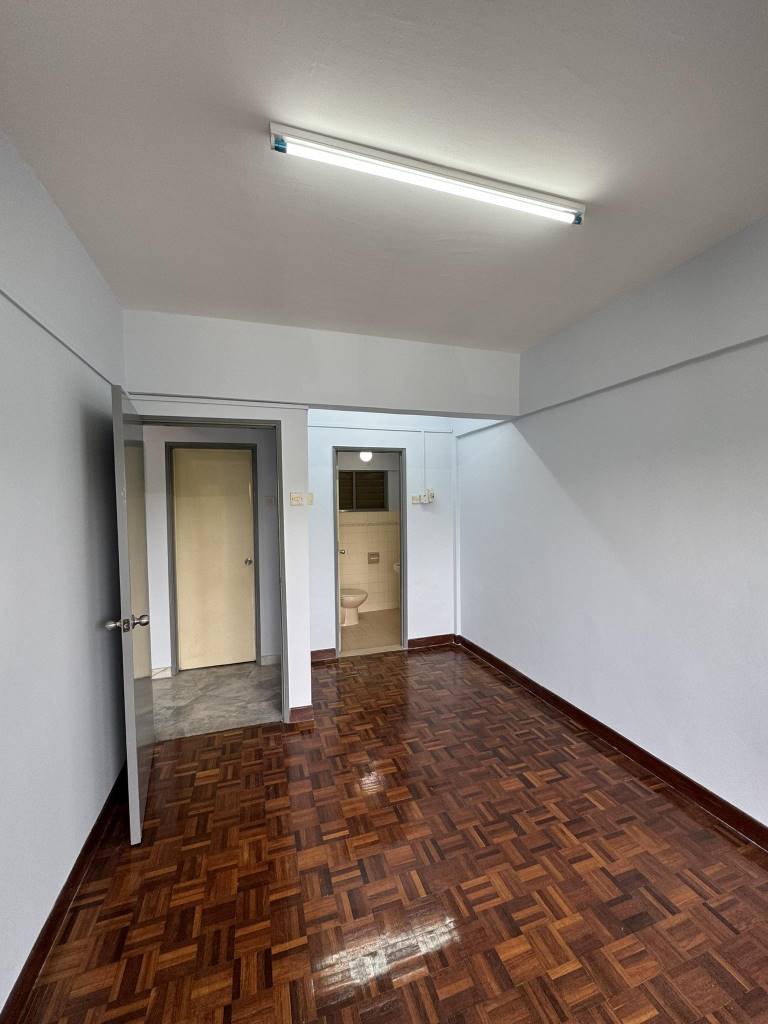 Abadi Indah 3r2b PF 850sqft RM1000 - photo 10