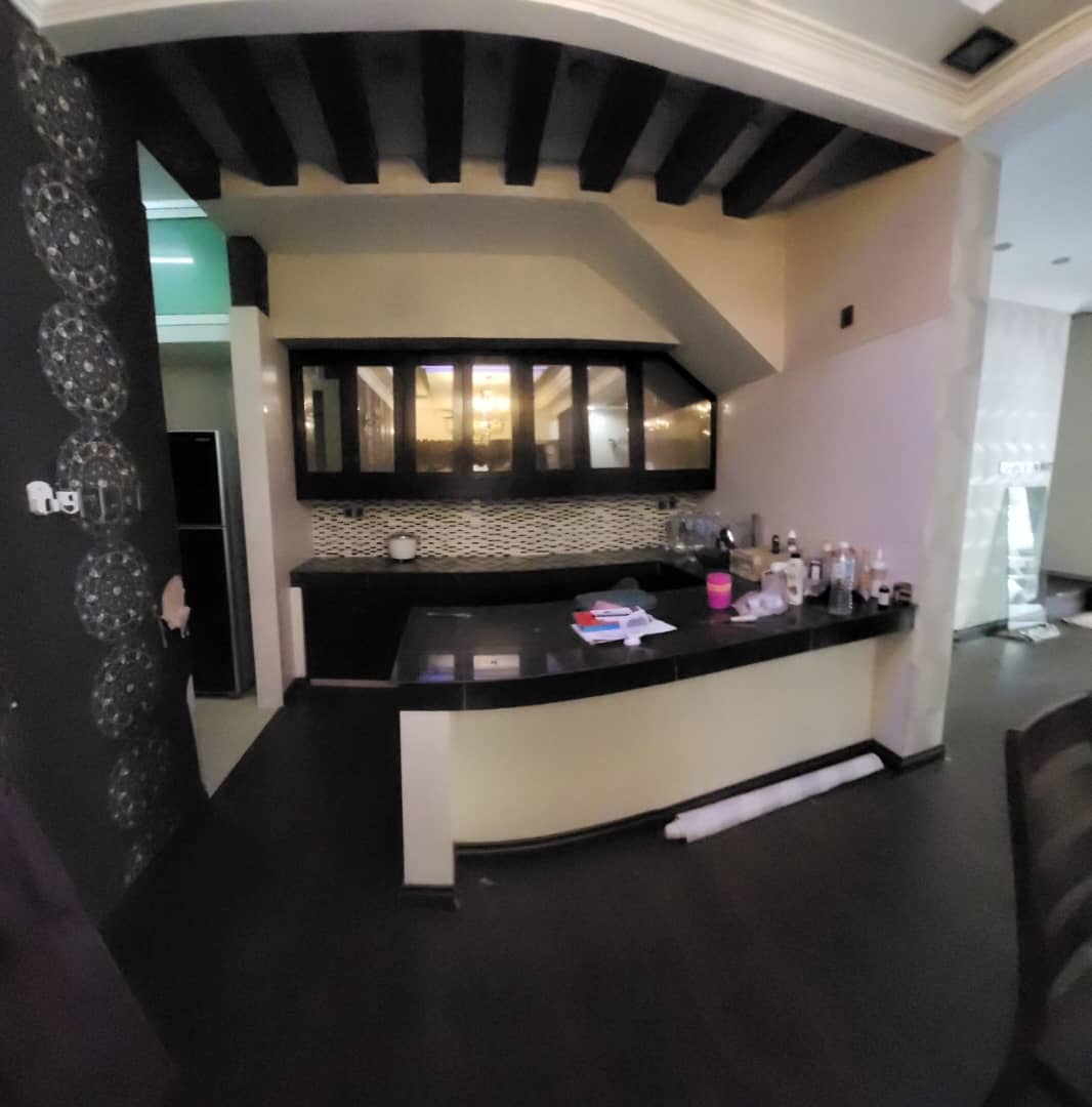 Semi D Renovated 2 Sty Desa Villa Merab Sg Merab - photo 4