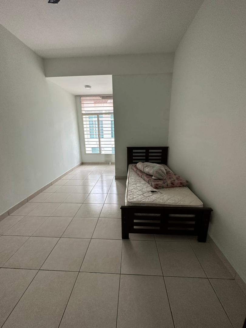 2 Storey Terrace Bangi Avenue FREEHOLD - photo 9