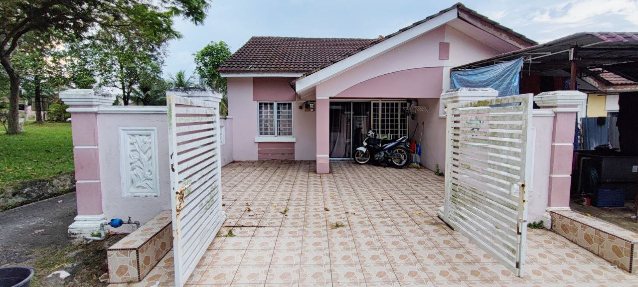 Endlot Single Storey Seksyen 3 Bukit Mahkota Bangi