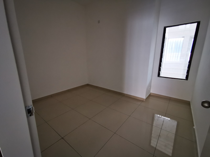 Setia Utama 3, Setia Alam 2 Storey Terrace ForSale - photo 11