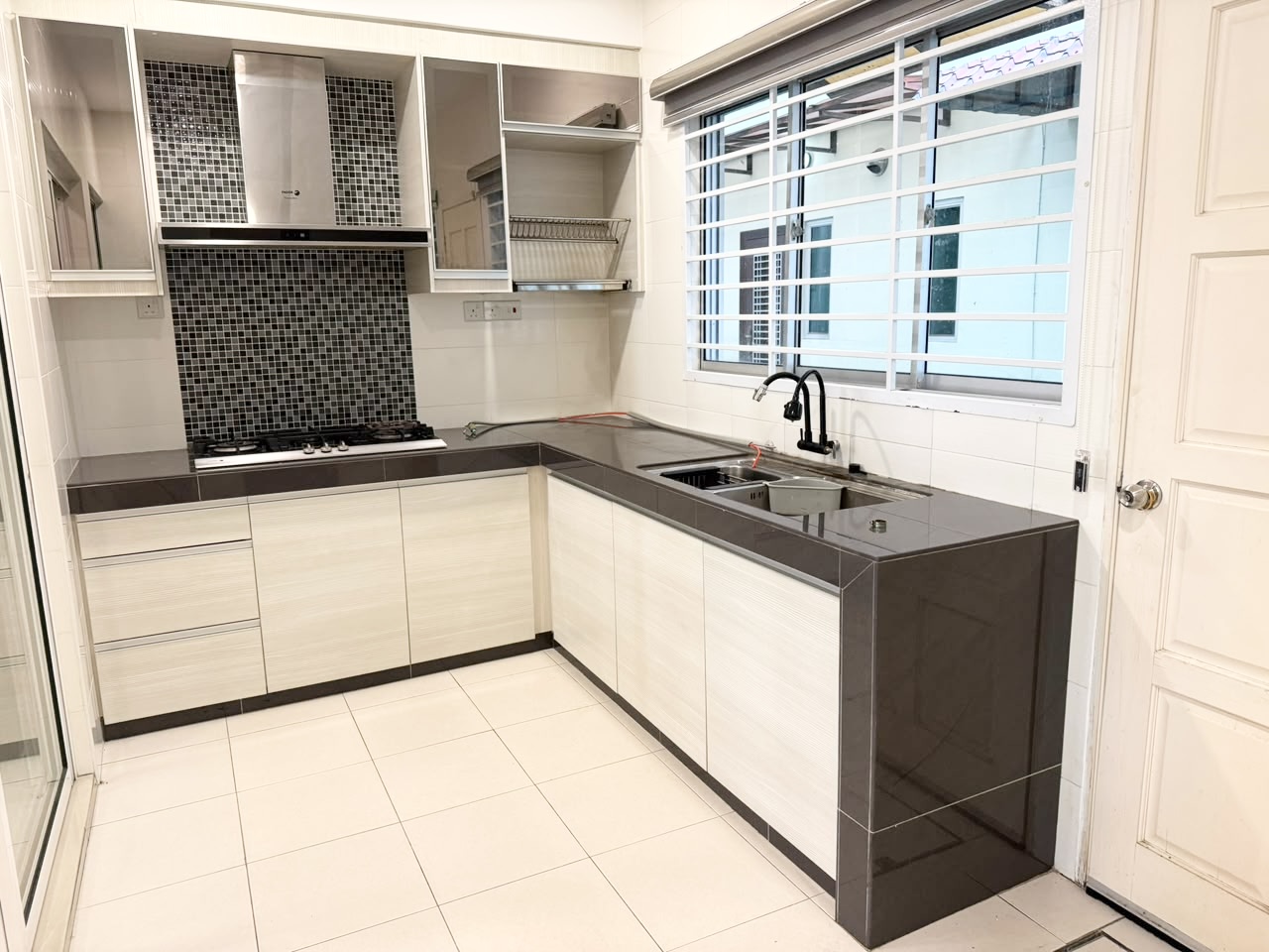 Setia Indah 12, Setia Alam 2 Storey House For Sale - photo 2