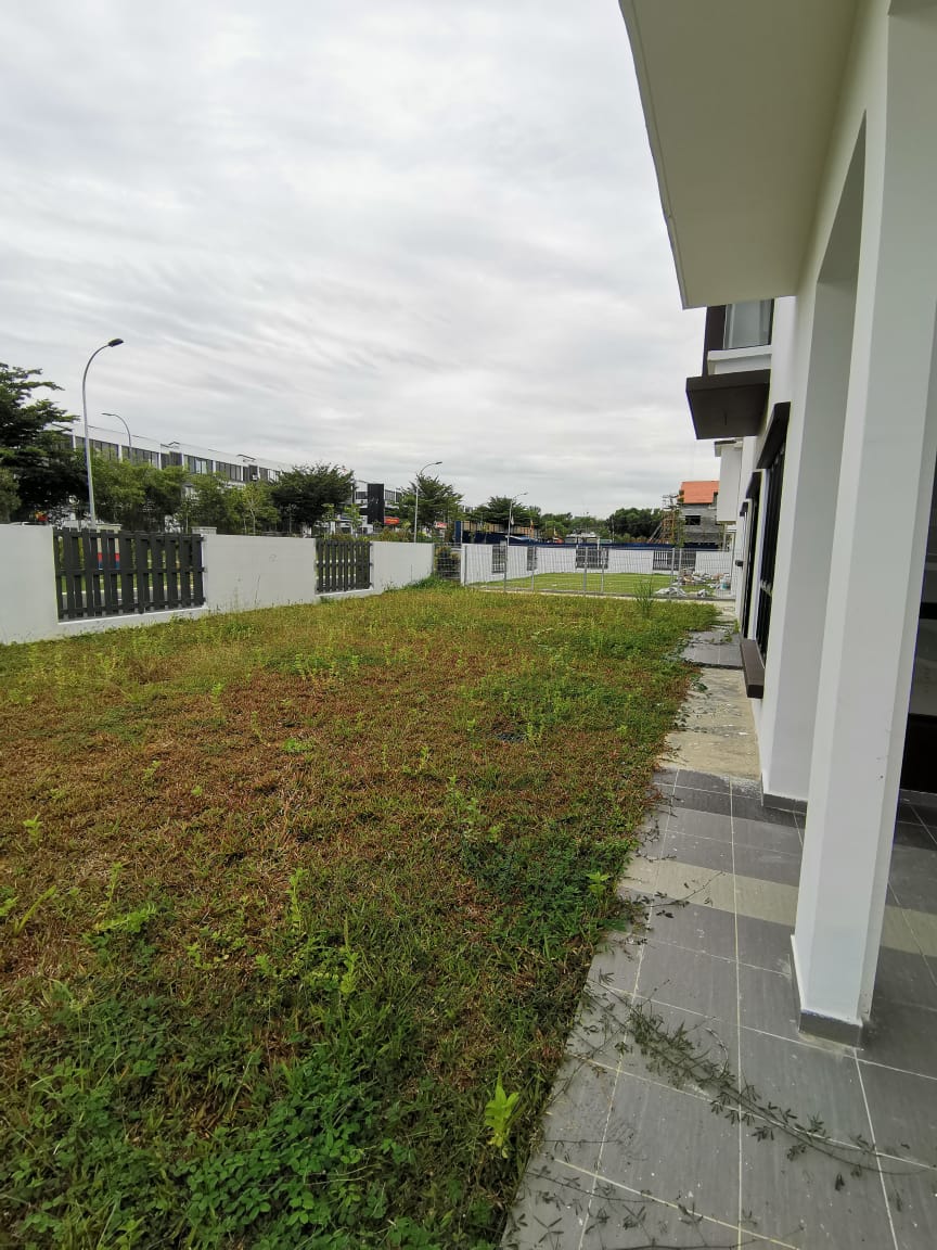 Setia Alam, Setia Utama, 2 Storey Corner Sale - photo 3