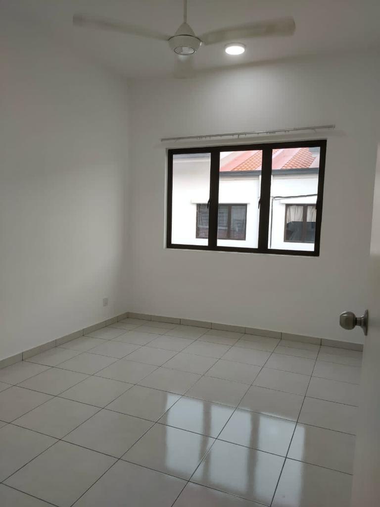 Setia Permai, Setia Alam Double Storey House RENT - photo 9