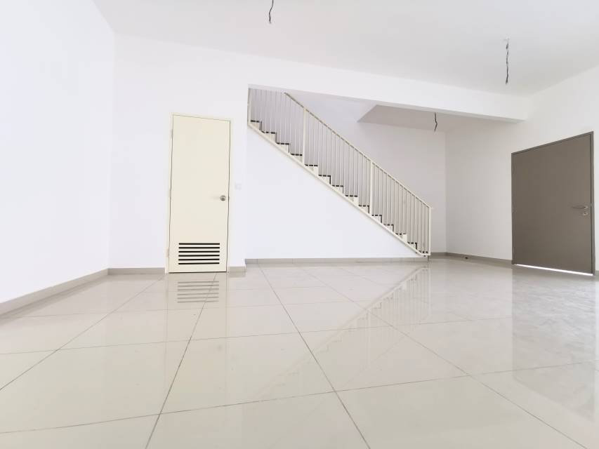 Setia Utama 3, Setia Alam 2 Storey House For Sale - photo 7