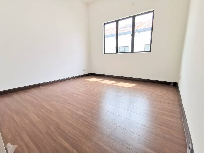 Setia Utama 3, Setia Alam 2 Storey House For Sale - photo 12