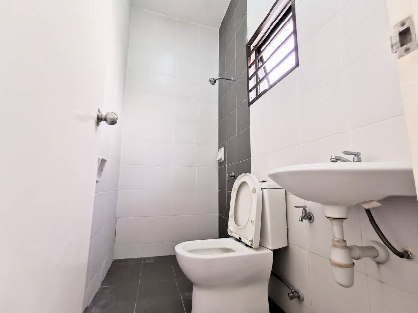 Setia Permai 2, Setia Alam 20 x 65 Double Storey - photo 10