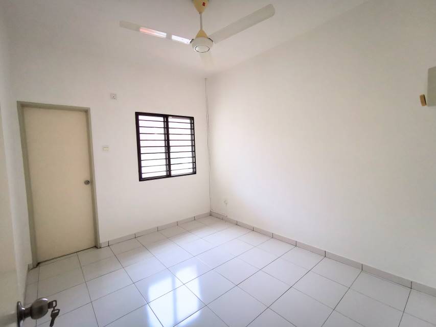 Setia Perdana, Setia Alam, 2 Storey House for Sale - photo 4