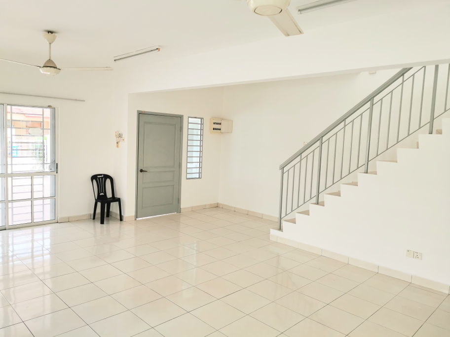Setia Alam, Setia Perdana 2 Storey Endlot For Sale - photo 2
