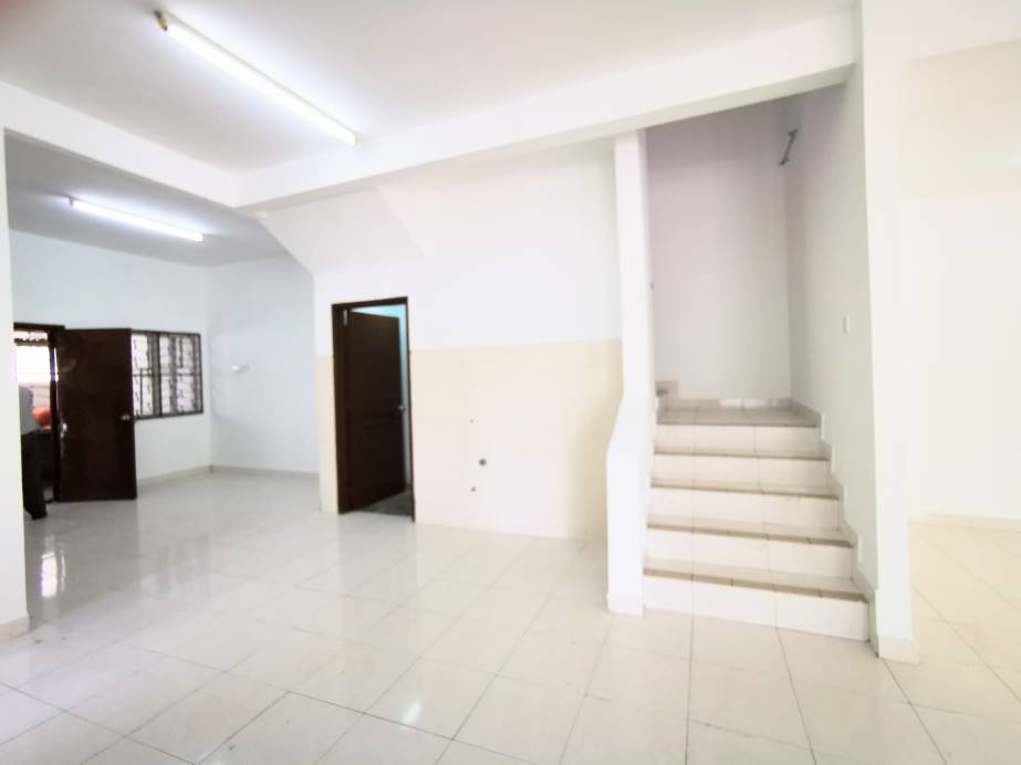 Setia Utama Setia Alam 3 Storey House For Sale for Sale at Selangor ...