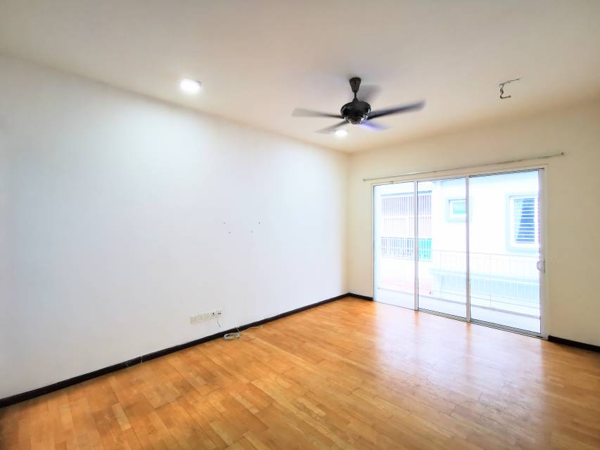 Delora, Bandar Bukit Raja, 3 Storey House Sale - photo 9