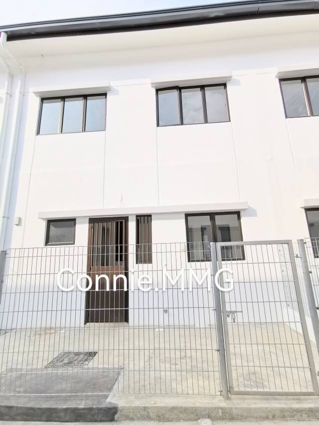 Setia Utama 3, Setia Alam, Double Storey House New - photo 6