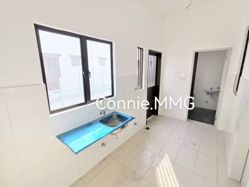 Setia Utama 3, Setia Alam, Double Storey House New - photo 8