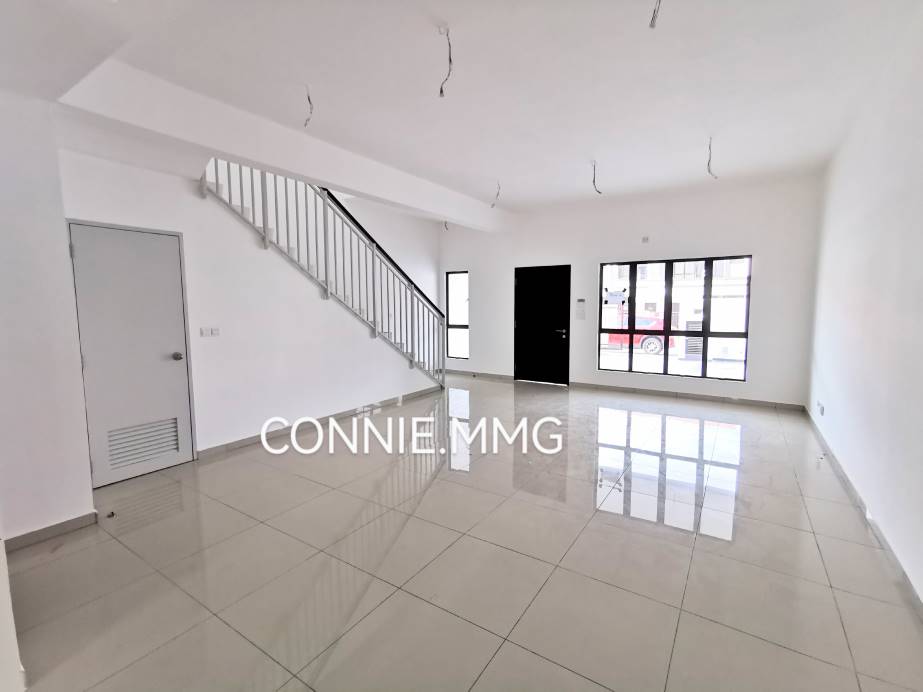 Setia Utama, Setia Alam, Double Storey House New - photo 3
