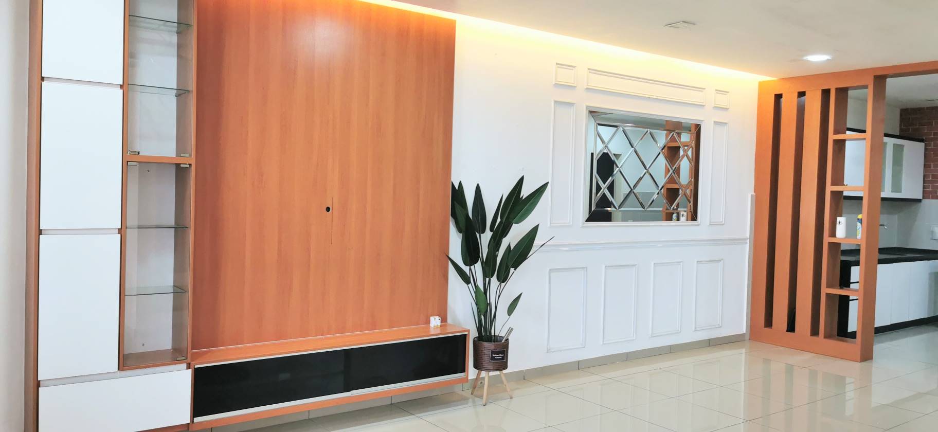 Setia Utama 2, Setia Alam 3 storey Partly Furnish - photo 4