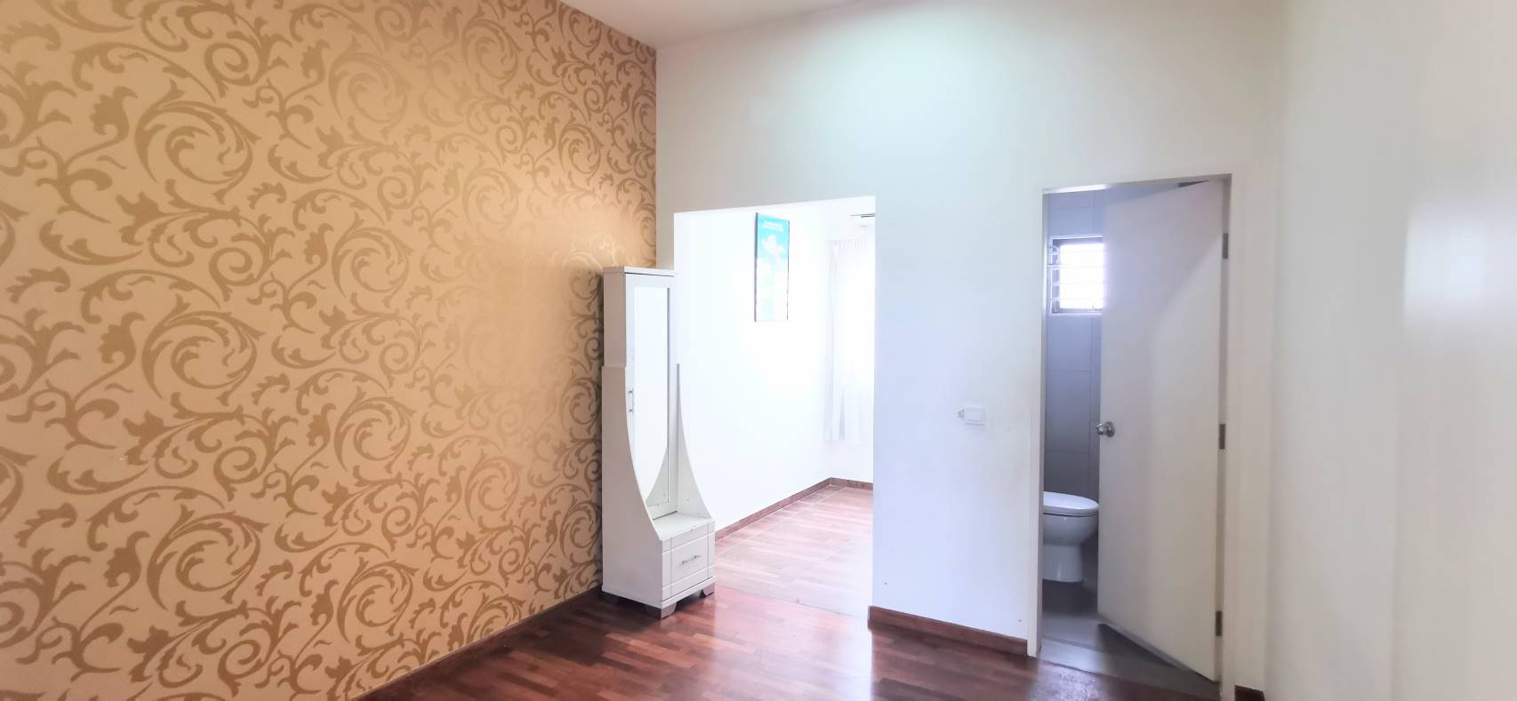 Setia Utama 2, Setia Alam 3 storey Partly Furnish - photo 13