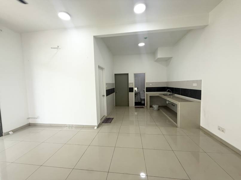 Setia Utama 1, Semi Detached House For Sale - photo 4