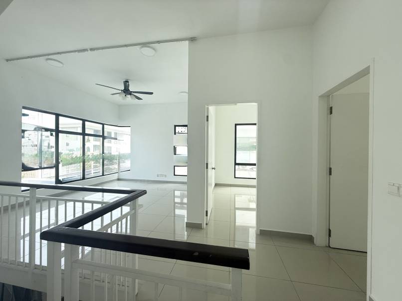 Setia Utama 1, Semi Detached House For Sale - photo 8