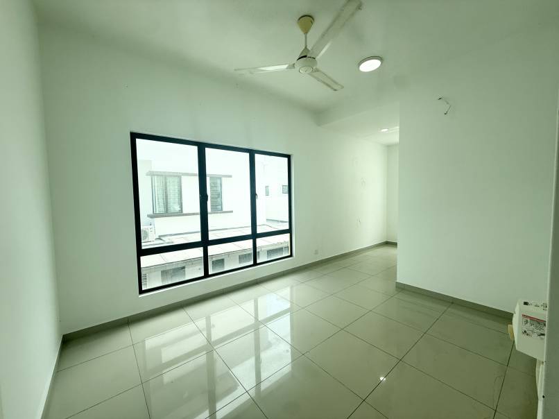 Setia Utama 1, Semi Detached House For Sale - photo 9