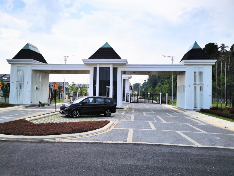 ARUNDINA, SETIA ECO PARK SEMI D FOR SALE - photo 2
