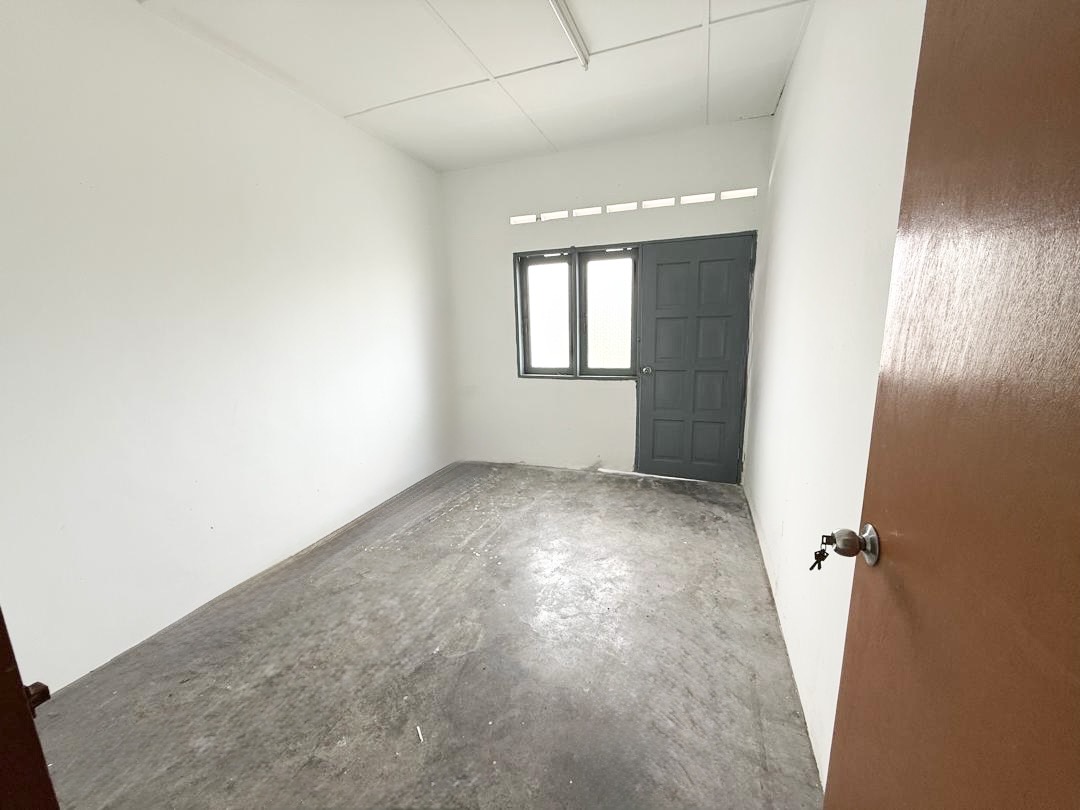 Taman Gembira, Banting 2 Storey House For Sale - photo 8