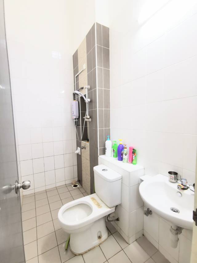 Setia Indah 12, Setia Alam Corner House For Sale - photo 3