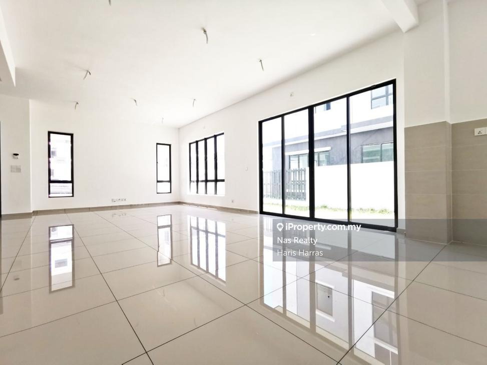 Setia Utama 4, By Water, 2 Storey Semi D Cluster - photo 4