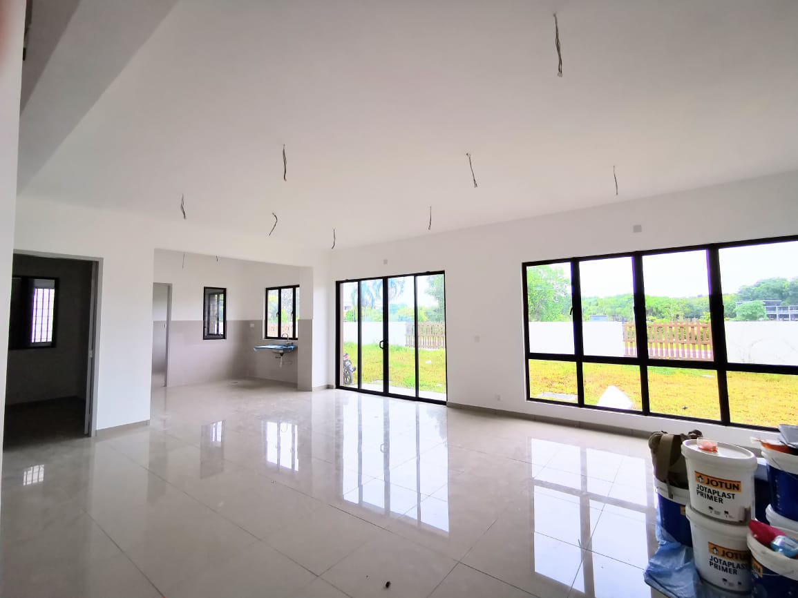 Setia Utama 4, By Water, Semi D Corner - photo 3