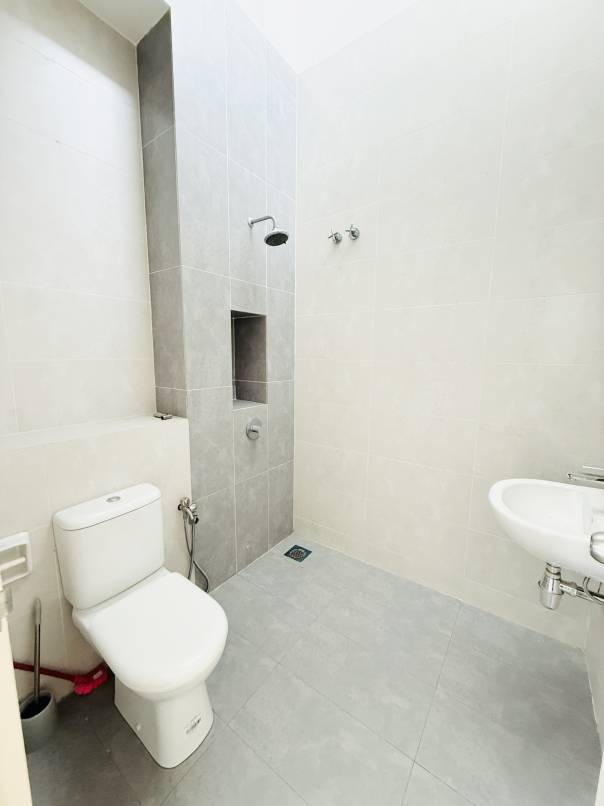 Setia Utama 2, Setia Alam 3 Sty House Corner - photo 12