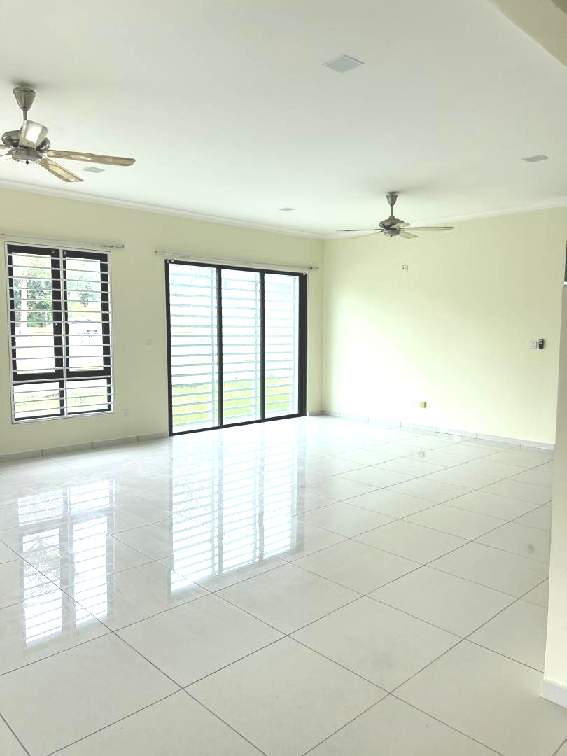 Anggun, Setia Alam 2 Storey Corner House For Rent - photo 4