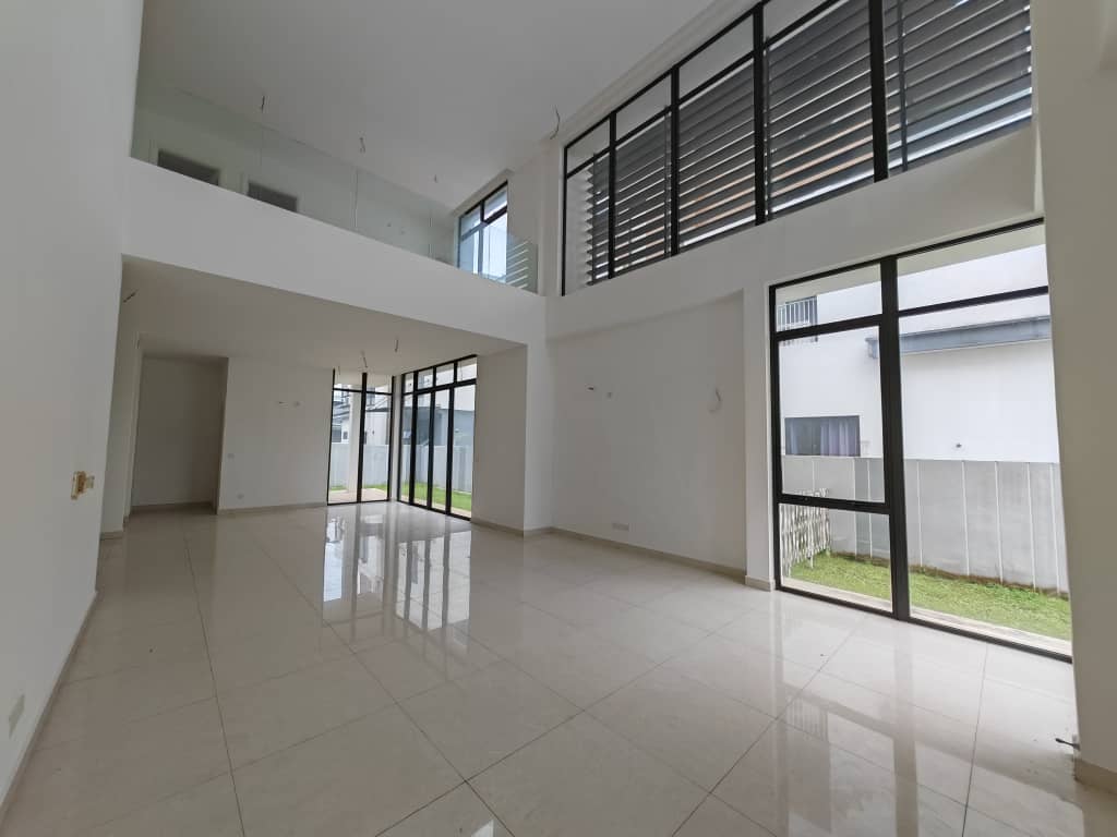 Kota Kemuning 3 Storey Banglow For Sale - photo 2