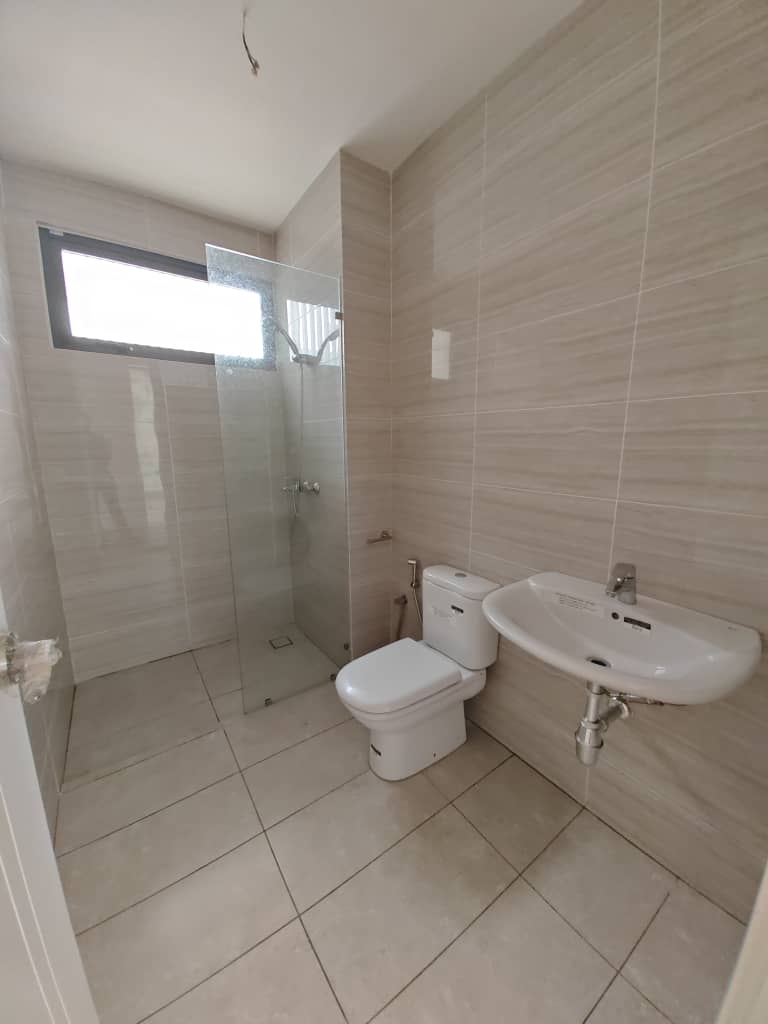Kota Kemuning 3 Storey Banglow For Sale - photo 9