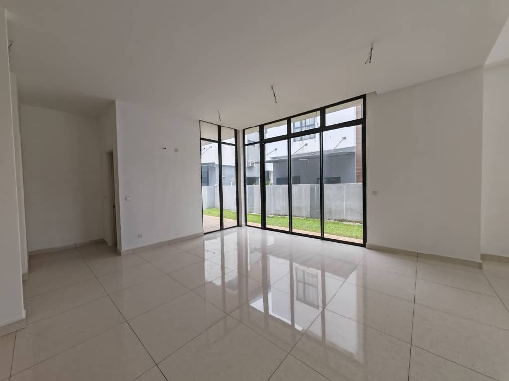 Kota Kemuning 3 Storey Banglow For Sale - photo 13