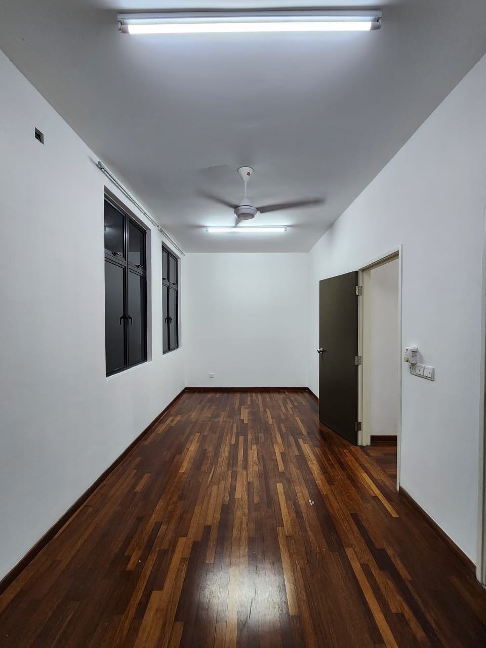 Setia Utama 2, Setia Alam 3 sty House For Sale - photo 7