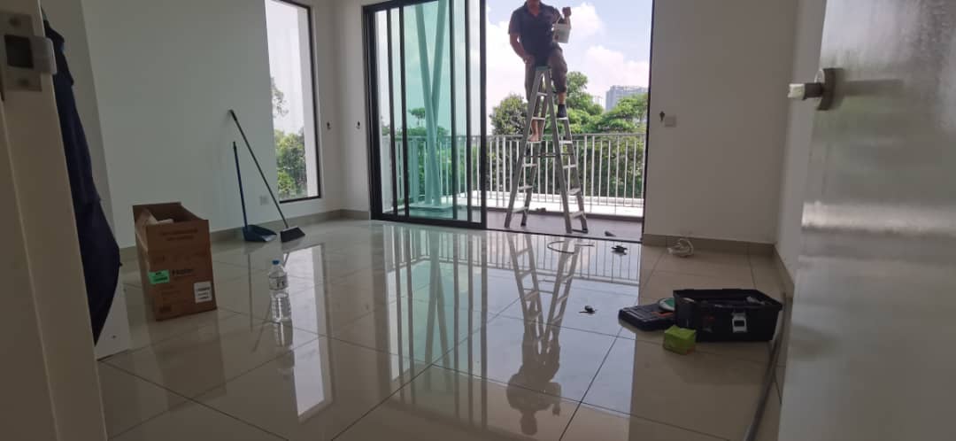 Setia Utama 1, 3 Sty Semi Detached House For Sale - photo 13