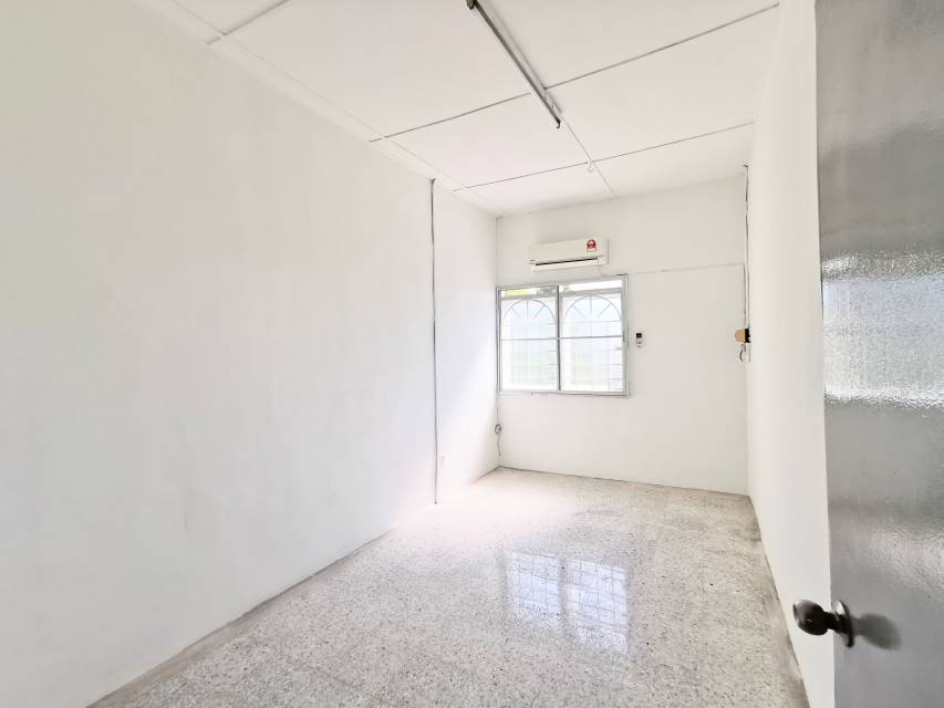 Taman Klang Utama, Kapar Klang 2 Storey House Sale - photo 7