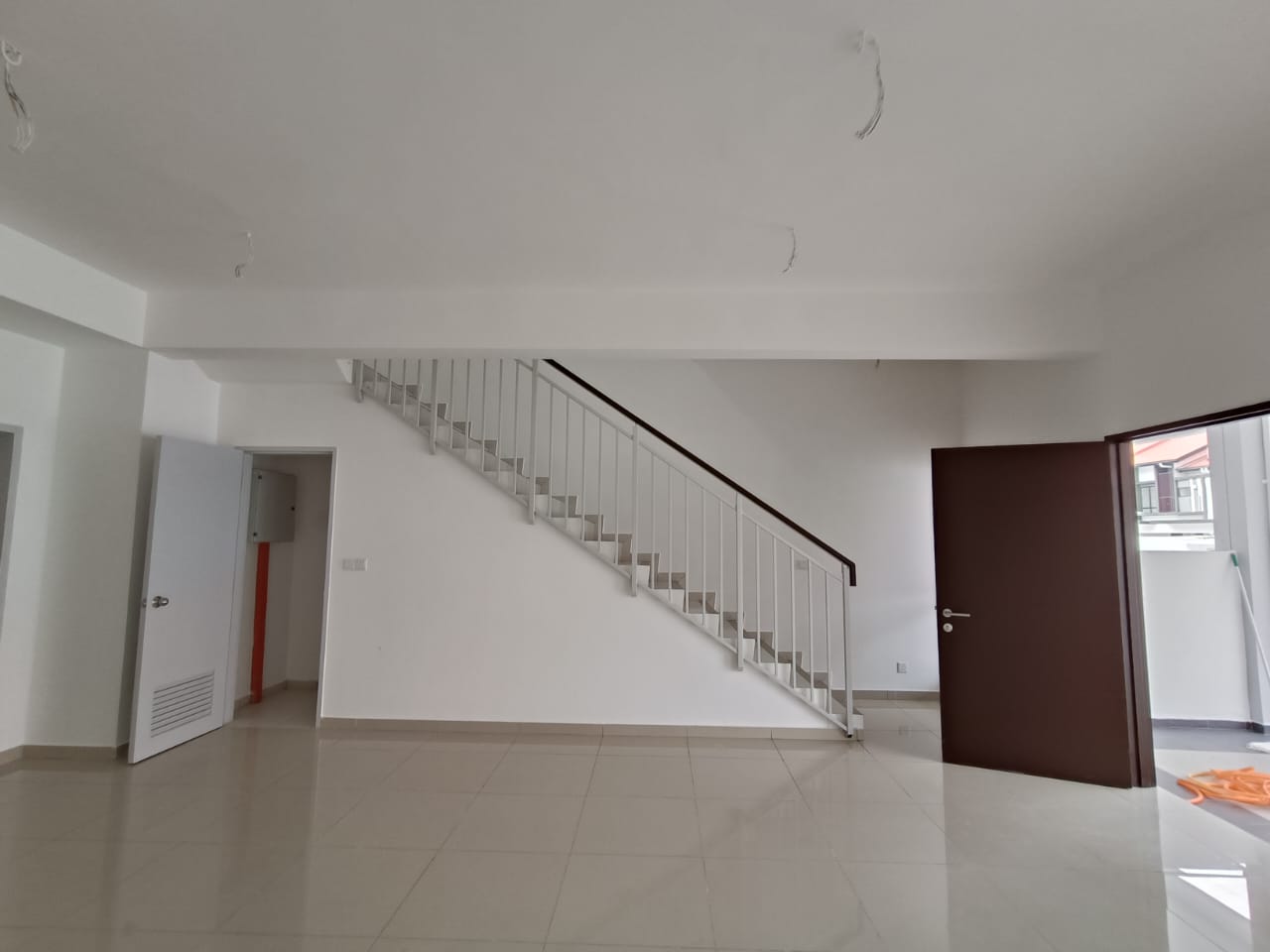 SETIA UTAMA 3, DOUBLE STOREY HOUSE FOR SALE - photo 6
