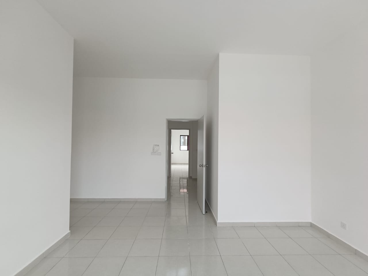 SETIA UTAMA 3, DOUBLE STOREY HOUSE FOR SALE - photo 11
