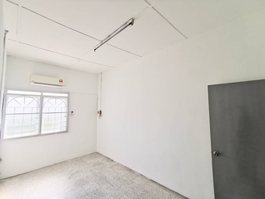 Taman Klang Utama, Kapar Klang 2 Storey House Sale - photo 11