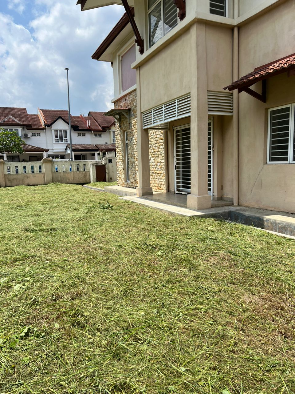 Setia Alam 1 Storey Corner House Full Furnished - photo 2
