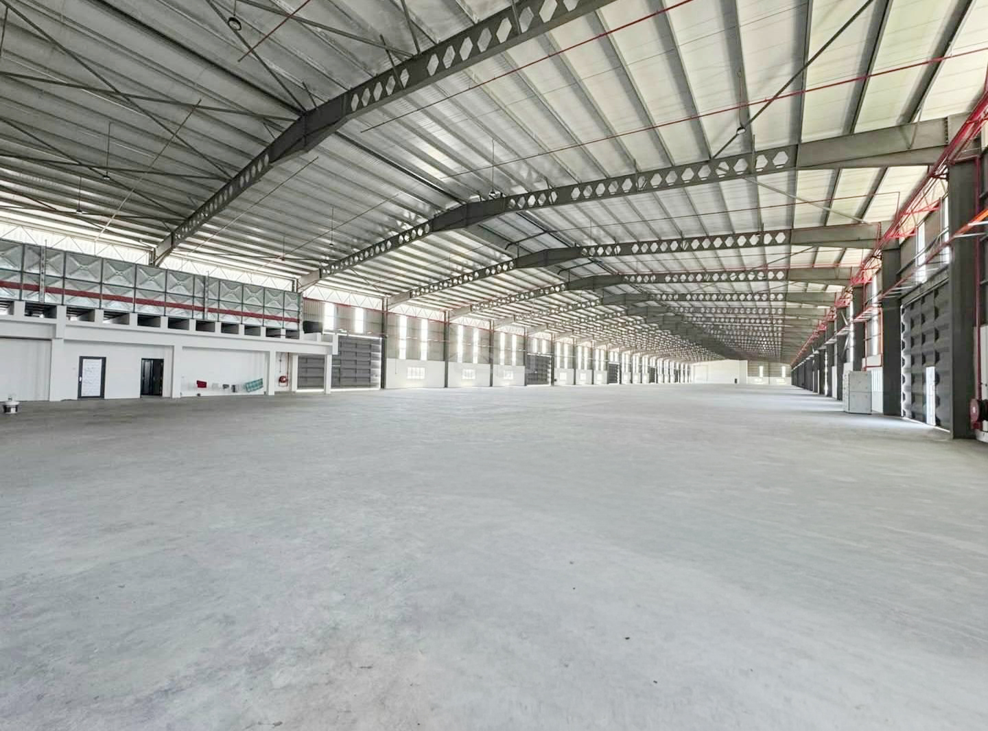 Klang 3 Storey Factory For Rent - photo 1