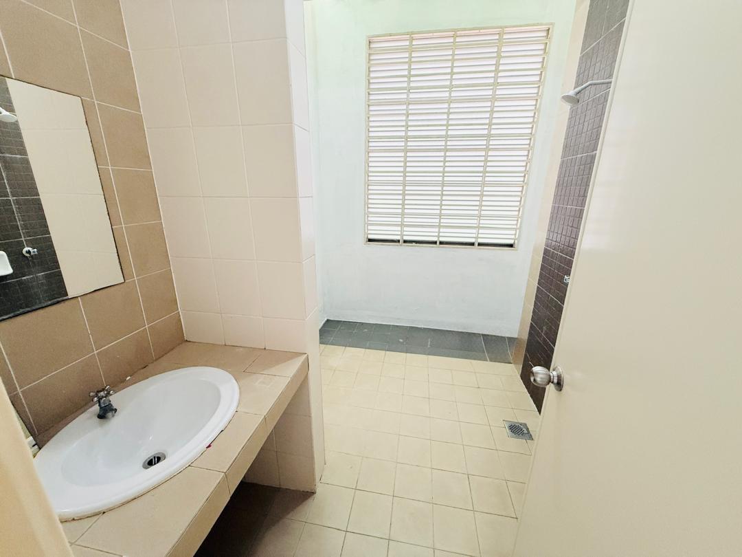 Setia Perdana, Setia Alam 2 Storey House for Sale - photo 9