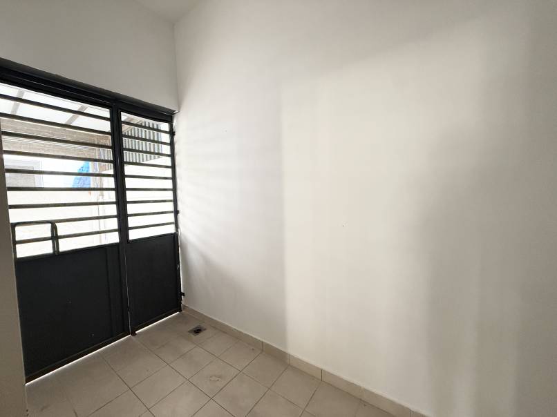 Setia Utama 1, Semi Detached House For Sale - photo 3