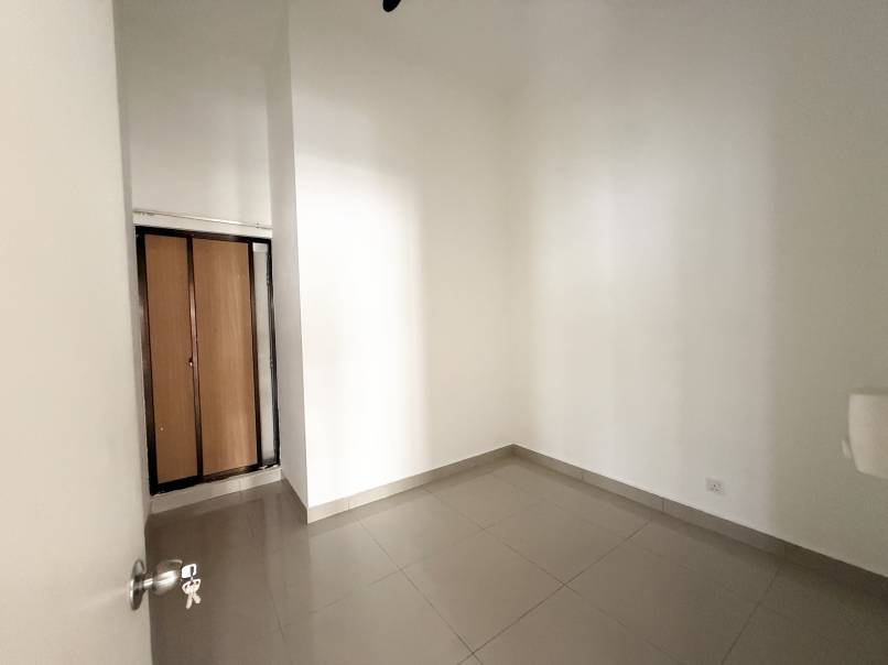 Setia Utama 1, Semi Detached House For Sale - photo 4