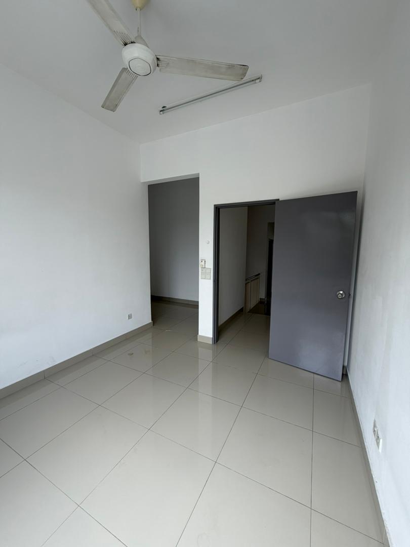 Setia Utama 2, Setia Alam 3 sty House For Sale - photo 5
