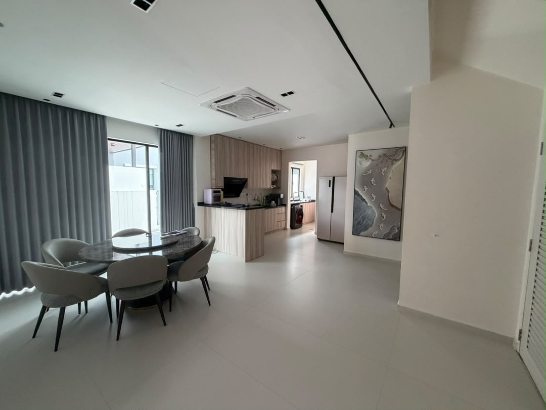 Setia Utama 4, By Water, Setia Alam SemiD Renovate