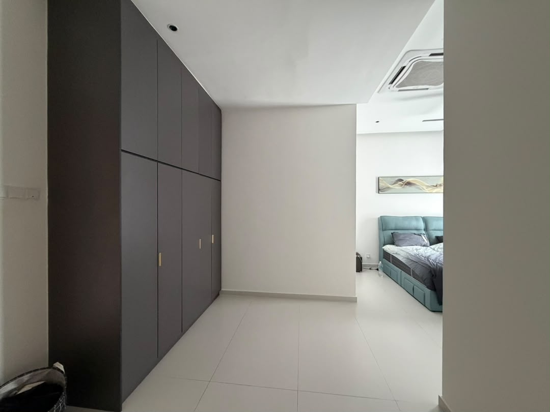 Setia Utama 4, By Water, Setia Alam SemiD Renovate - photo 3