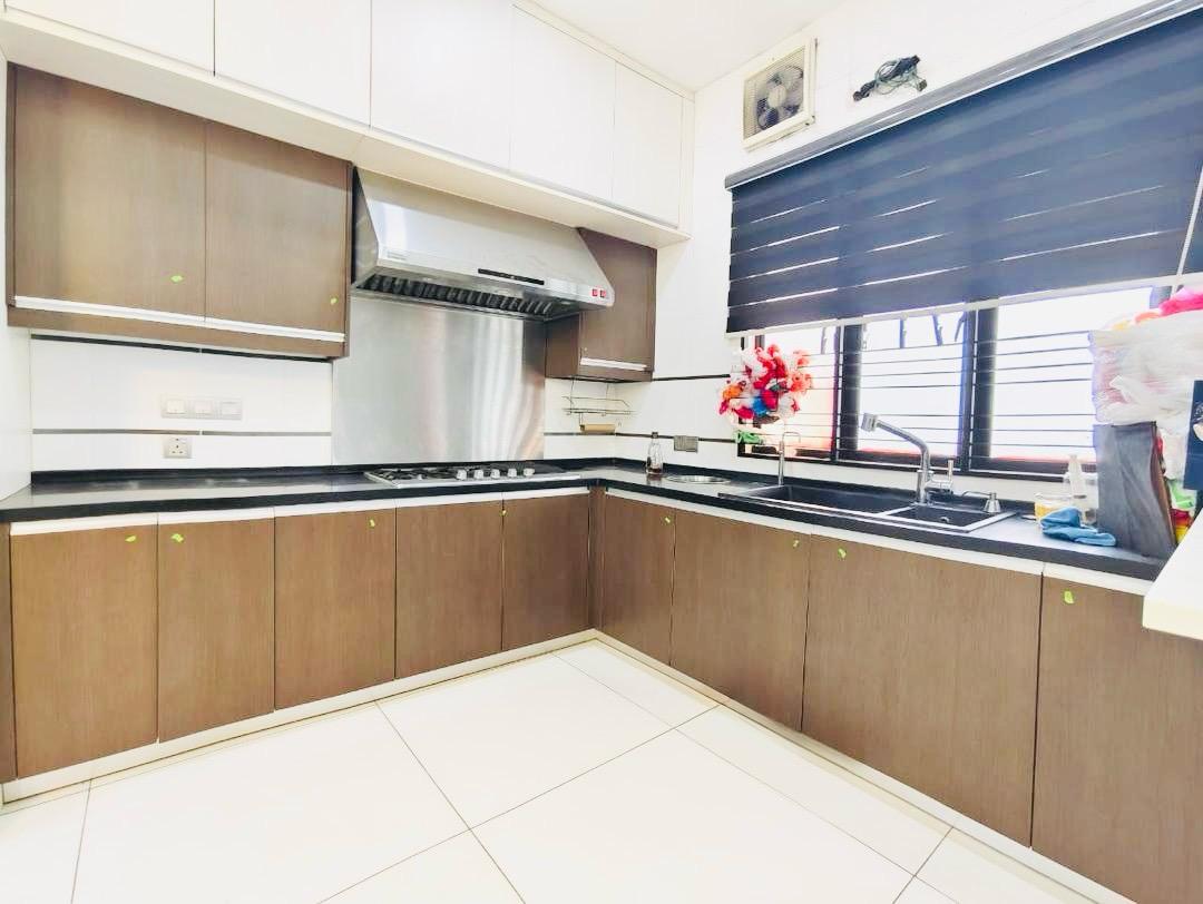 Klang, Teluk Gadong Besar 3 Storey End Lot house - photo 2