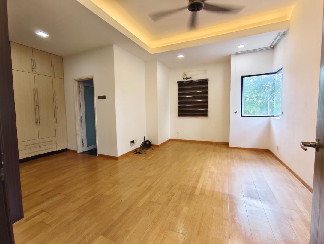 Klang, Teluk Gadong Besar 3 Storey End Lot house - photo 7