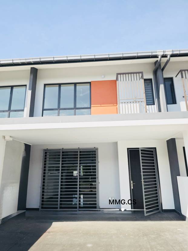 Casira 3, Bandar Bukit Raja, 2 Storey New House